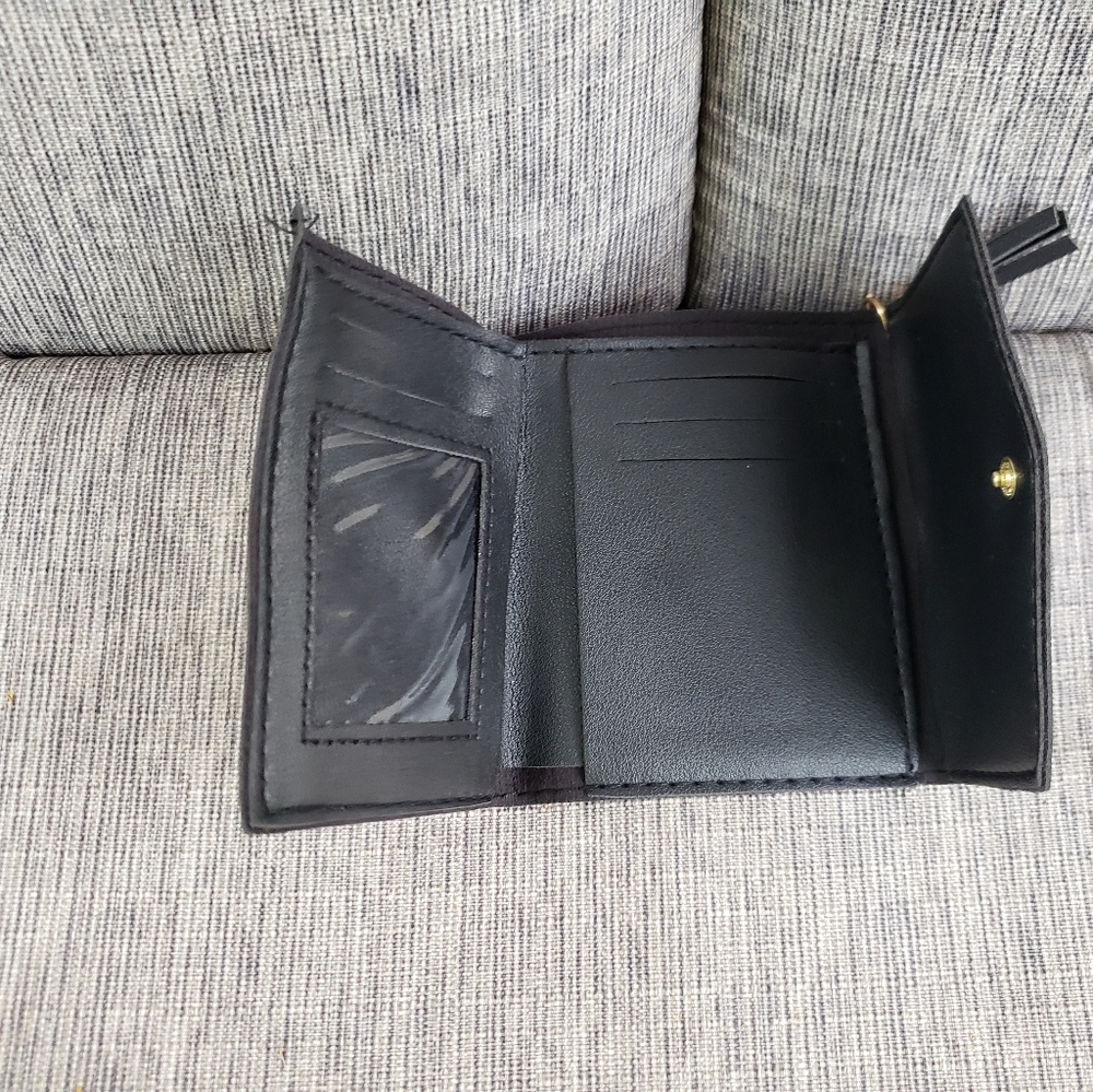 Wallet - Picture 3 of 5